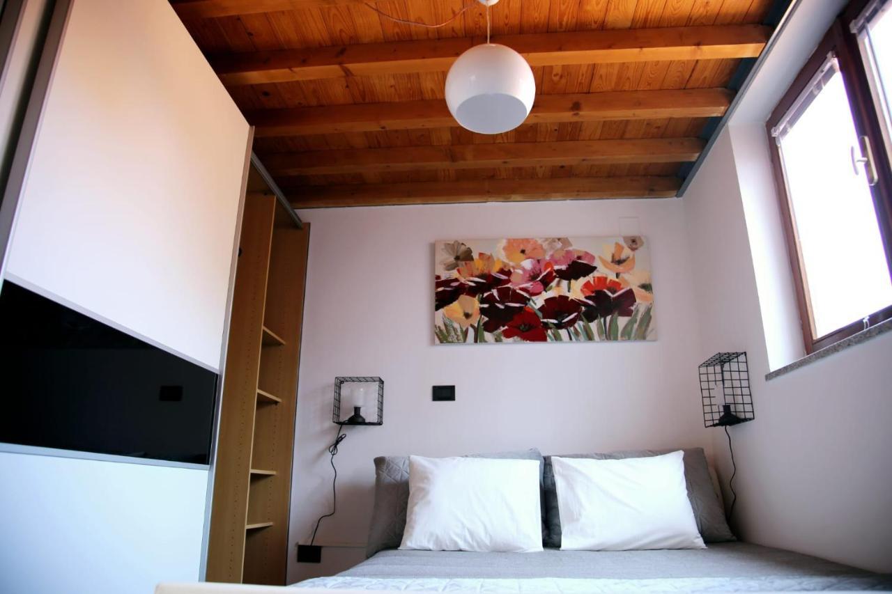 Appartement Apartman Tera à Dobreć Extérieur photo